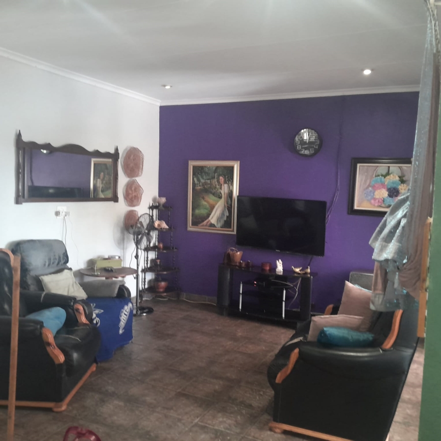 3 Bedroom Property for Sale in Schietfontein North West